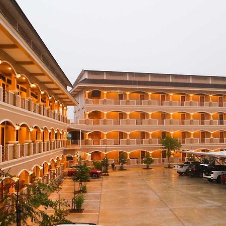 Capital O 75521 Sang Siri Apartment Samut Songkhram Екстер'єр фото