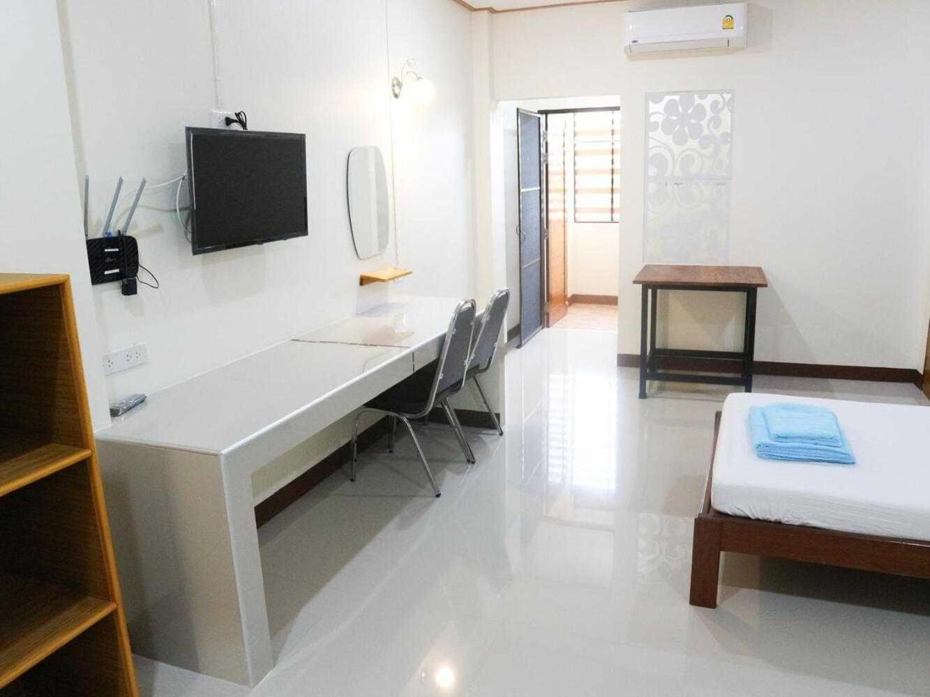 Capital O 75521 Sang Siri Apartment Samut Songkhram Екстер'єр фото