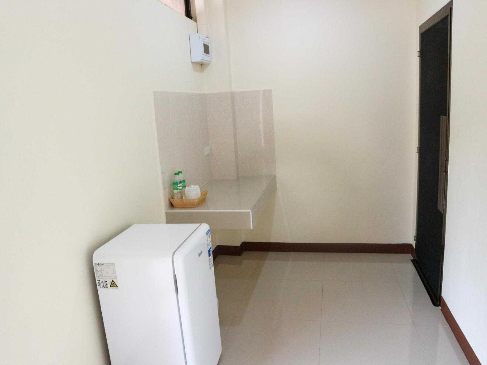 Capital O 75521 Sang Siri Apartment Samut Songkhram Екстер'єр фото